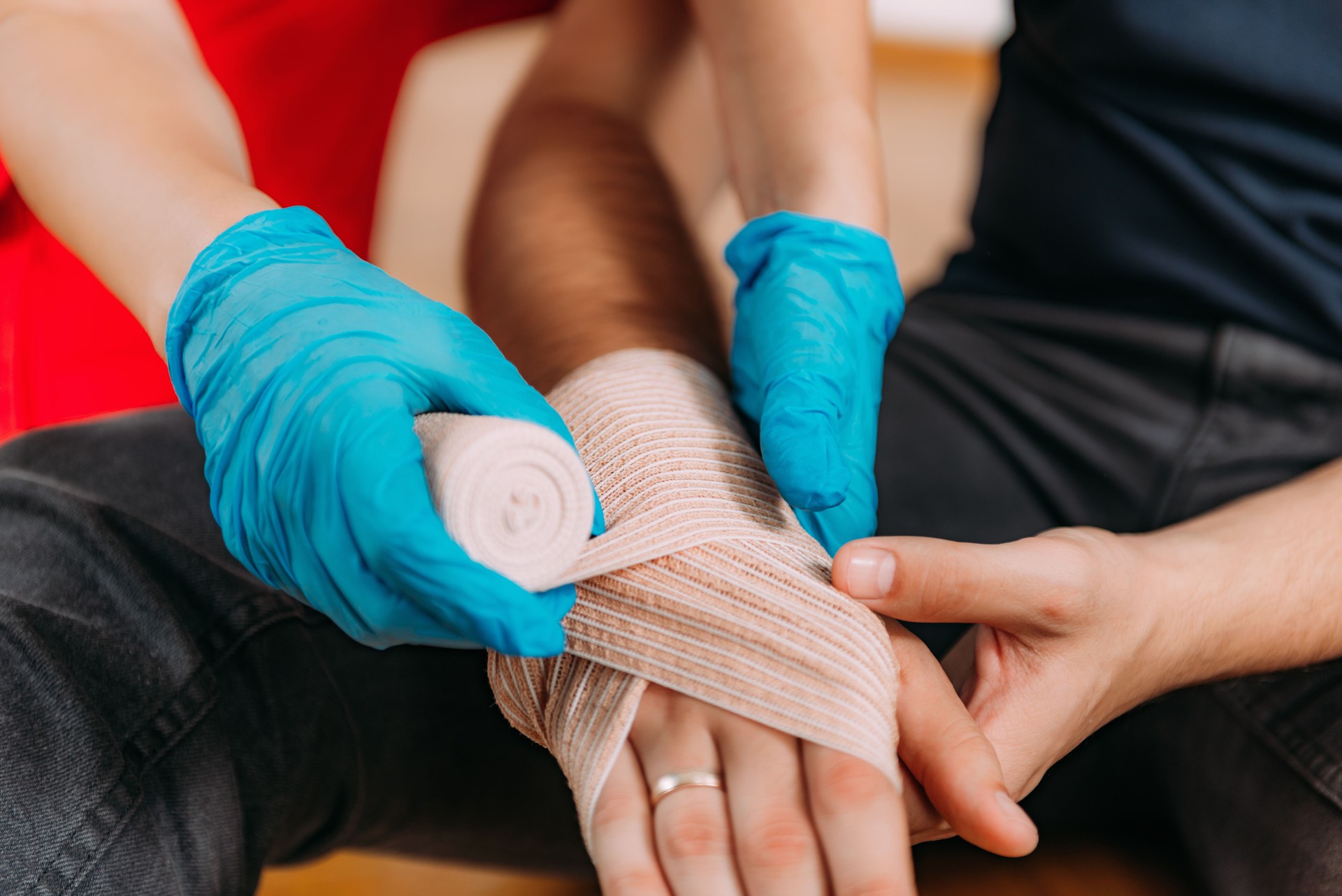 Arm cut First Aid course. Treating arm cuts effectively in informative first aid course. Arm cut First Aid course. Treating arm cuts effectively in informative first aid course.